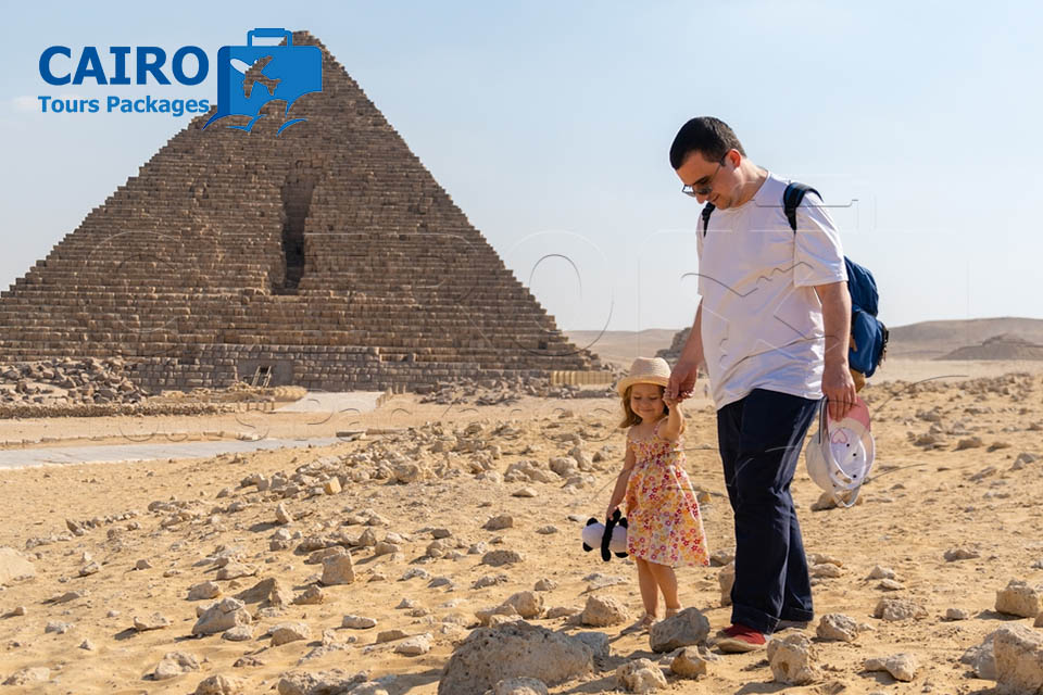 Cairo 3 Day Tour with Pyramids, Egyptian Museum and Old Cairo Bazaar